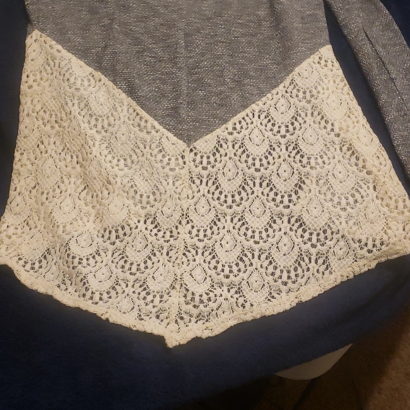 Rue 21 long sleeve cardigan size medium - Picture 4 of 4